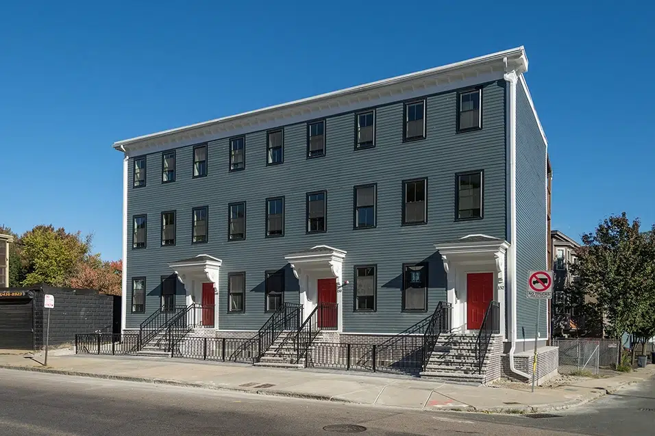 152 Pleasant Street